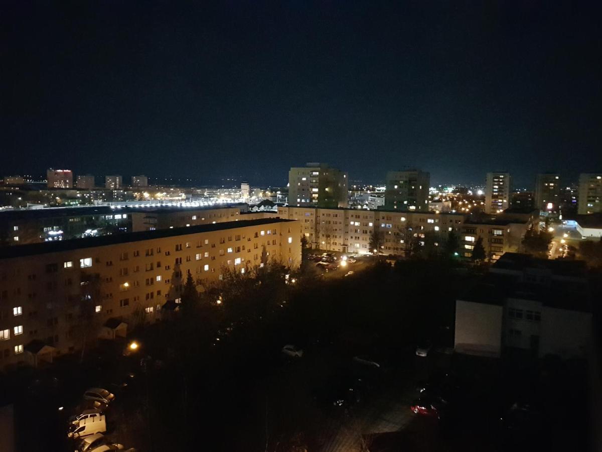Apartament W2, Mieszkanie Dla Wszystkich โคนิน ภายนอก รูปภาพ